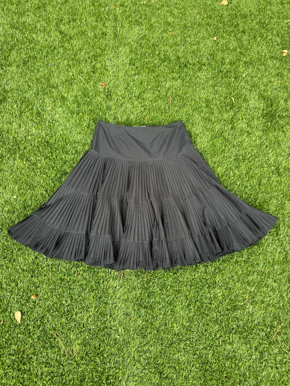 D. Exterior plissé pleated midi skirt with tiers - Size 40